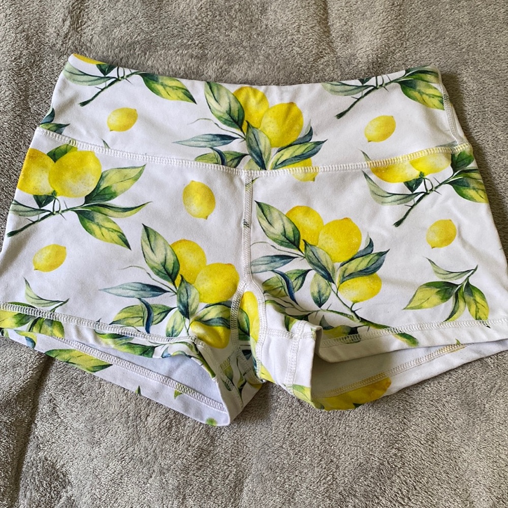Savage Barbell Lemon Shorts